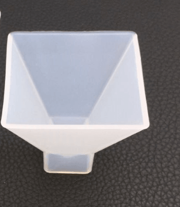 Pyramid Mould - Epoxynoob